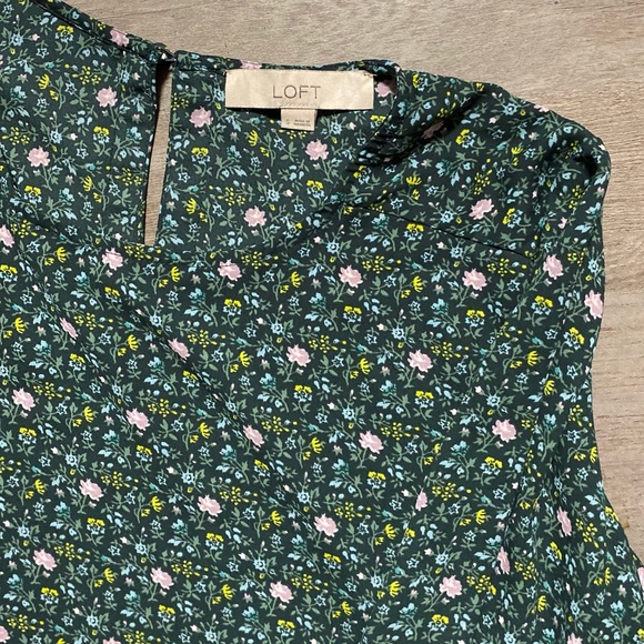 LOFT Ditsy Bloom Draped Sleeve Top - Picture 7 of 14
